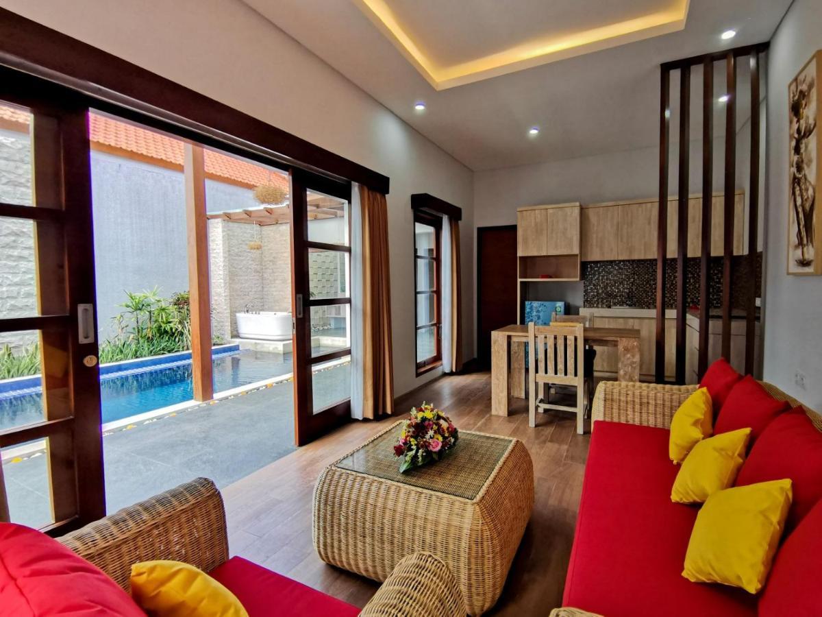 Kuta Puri Bungalows, Villas And Resort Kültér fotó